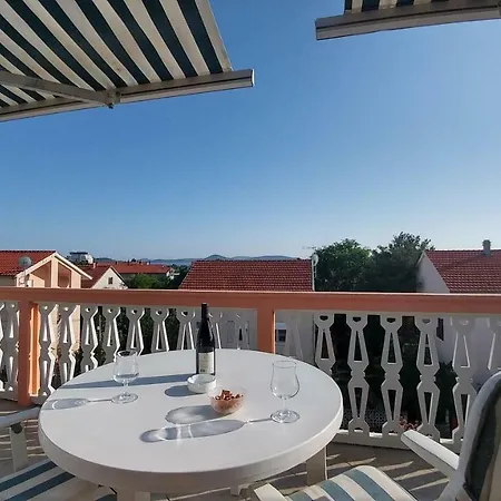 Lam-min * Vodice